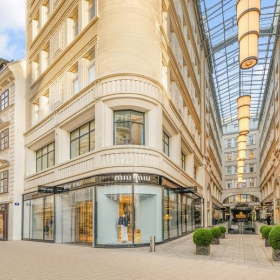 Goldenes Quartier, Tuchlauben 7a. Click for details.