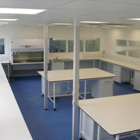 Executive office to let in Runcorn. Click for details.