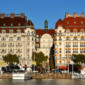 Exterior view of Strandvägen 7A. Click for details.