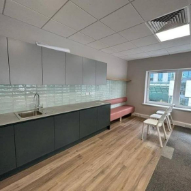 Dublin executive suite. Click for details.