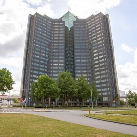 Executive offices in central Amsterdam. Click for details.