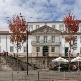 Offices at Rua Augusto Rosa 79. Click for details.