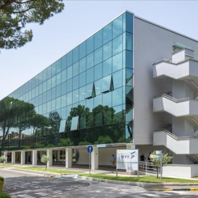 Office suites to lease in Rome. Click for details.