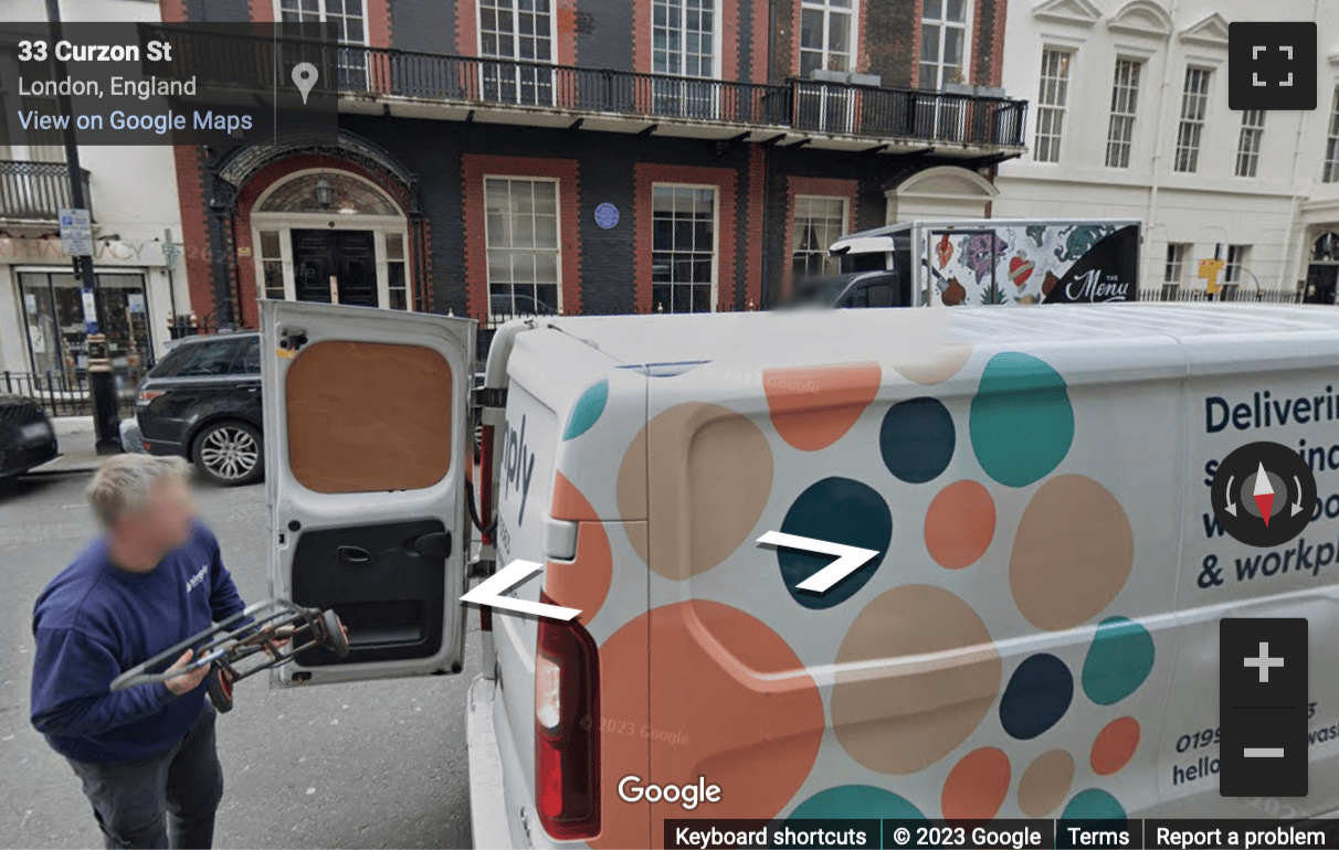 Street View image of 32 Curzon Street, Central London, W1J