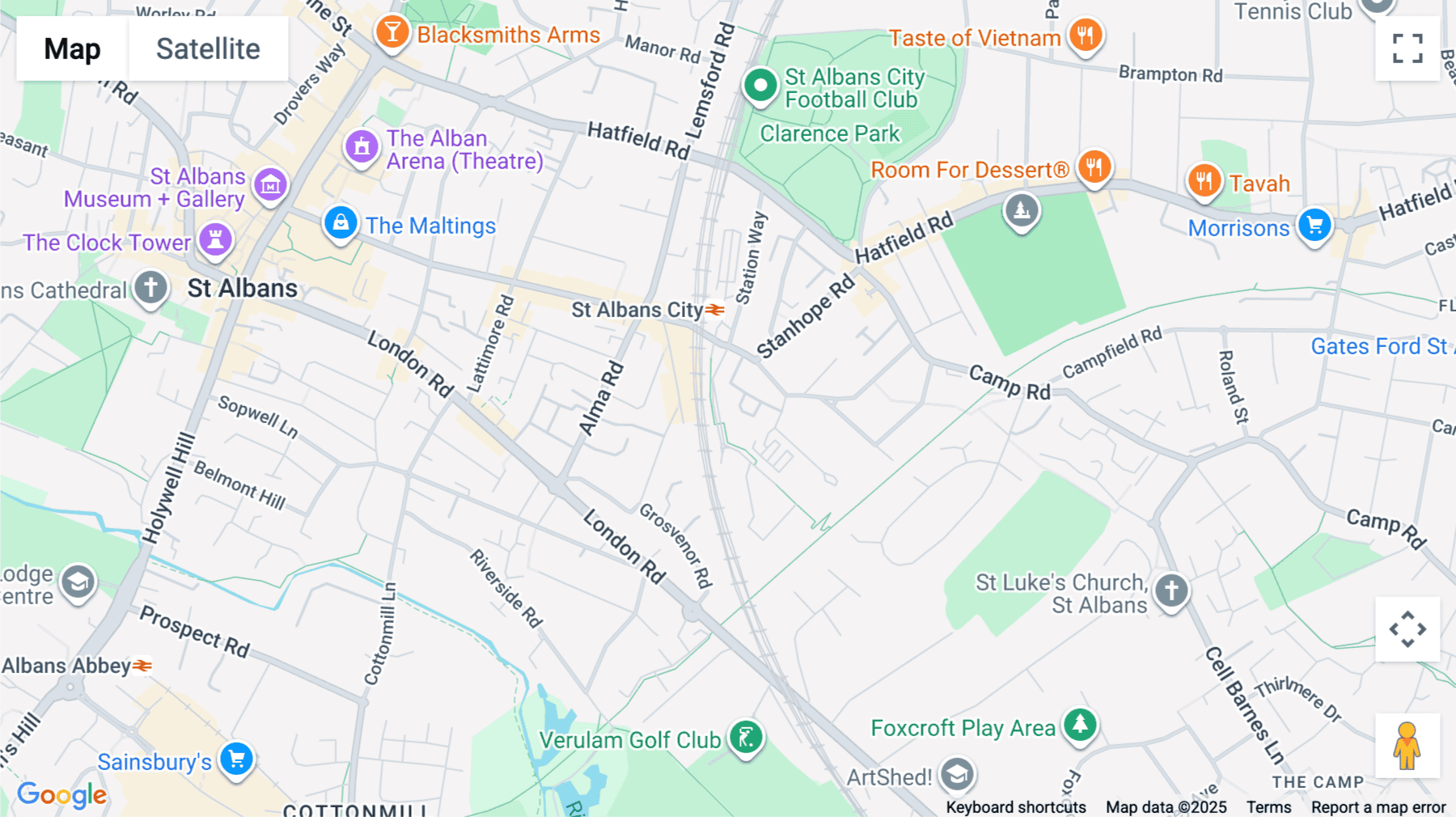 Click for interative map of St Albans Fountain Court, 2 Victoria Square, Victoria Street, St Albans, St Albans