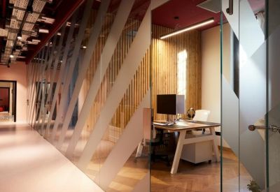 Exterior image of 28 Cuesta de San Vicente