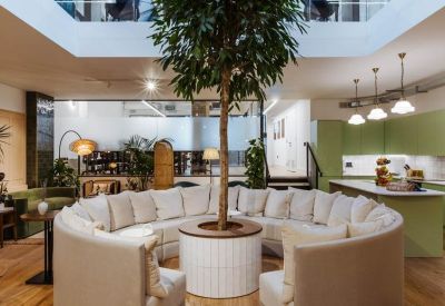 Serviced office centres to lease in London