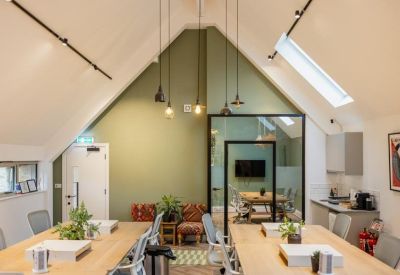 Serviced office to lease in Gloucester