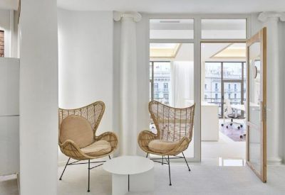 Offices at Plaza de Catalunya 9