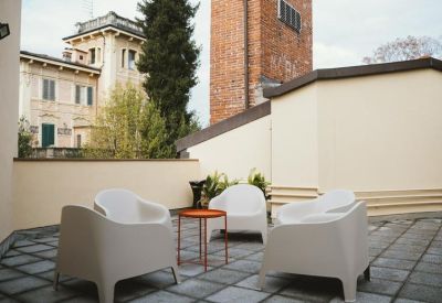 19, Via Nazario Sauro