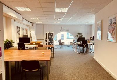 Exterior view of 69 High Street, 1st & 2nd Floor