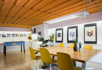 Offices at Via della Pescaia, 9A