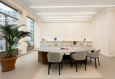 Offices at 40 Rue du Louvre