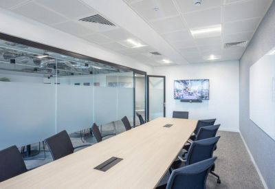 Exterior image of 1, Cambridge Square