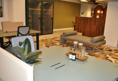 100 Barbirolli Square, Level 00 and 01