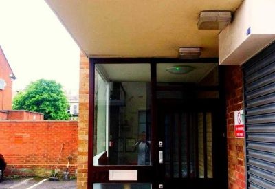 Office accomodations to let in London