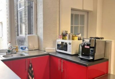 Office suites to let in London