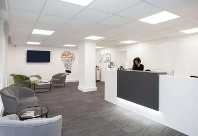Serviced office to lease in Aylesbury