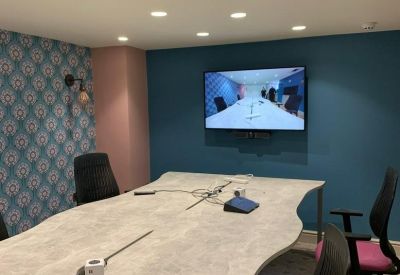 Offices at 13, Upper High Street