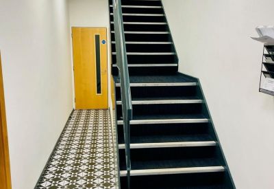 Office suites to lease in Cardiff