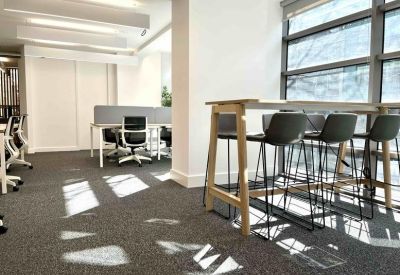 Executive office centre to lease in London