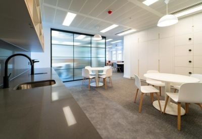 Serviced office centres to lease in London
