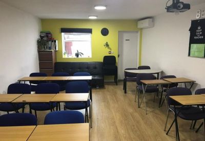 221-227 High Road office accomodations