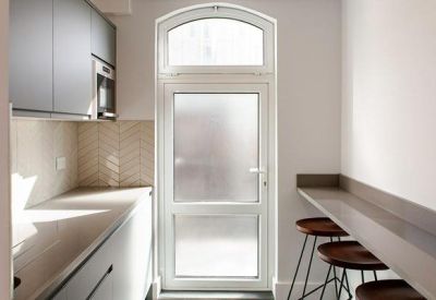 Exterior view of 25 Gerrard Street