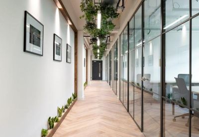 Offices at 25 Town Square