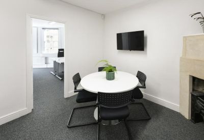 Executive office centres to lease in Bath