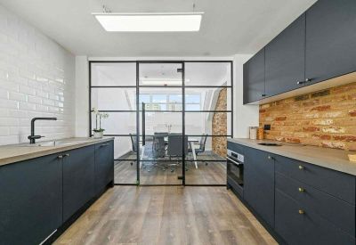 Executive office - London