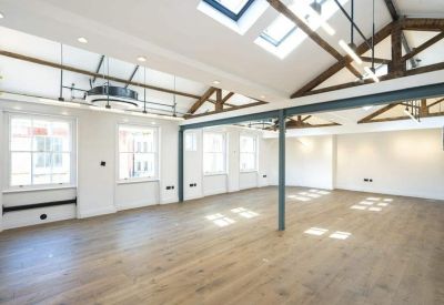 Office accomodations to let in London