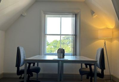 Office suites to lease in Banbury