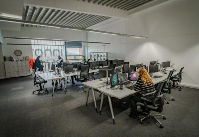 Executive office to rent in Salford