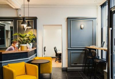 52-54 Alexandra Street office spaces