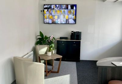 Exterior image of 708 A High Road North