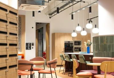 Interior of Arca, Temple Row