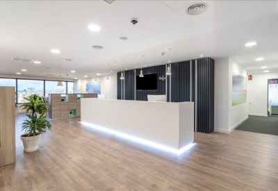 Exterior image of Avenida de los Pinos 7, 6th & 7th Floor