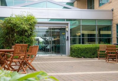 Executive office centres to let in Reading