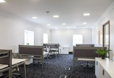 Executive suite to rent in Fareham