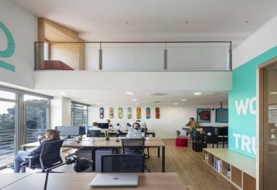 Exterior image of Carrer de Lluís Muntadas 8