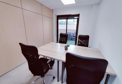 Corsega , 199 office accomodations