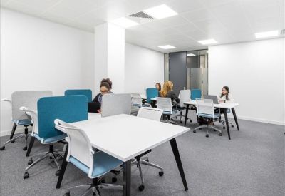 Serviced office to lease in Watford