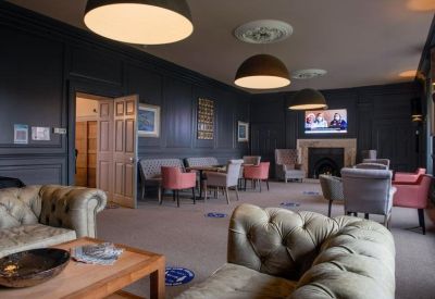 Serviced offices to let in Exeter