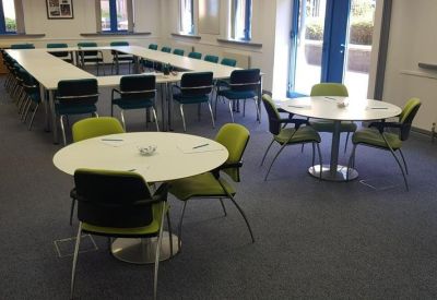 Level Street, Dudley Court South