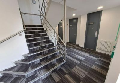 Exterior image of High Street, Global House