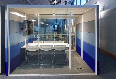 Serviced office centres to lease in Renfrew