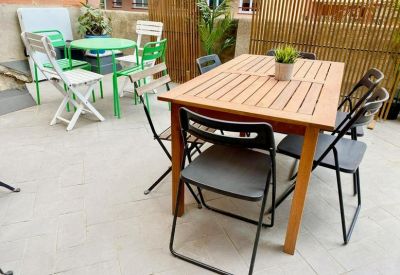 Interior of Joaquim Ruyra , 9-11