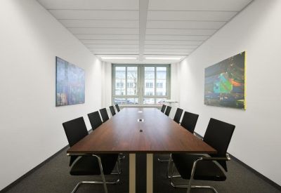 Offices at Lilienthalstraße 27