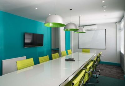 Executive office centre to lease in Halstead